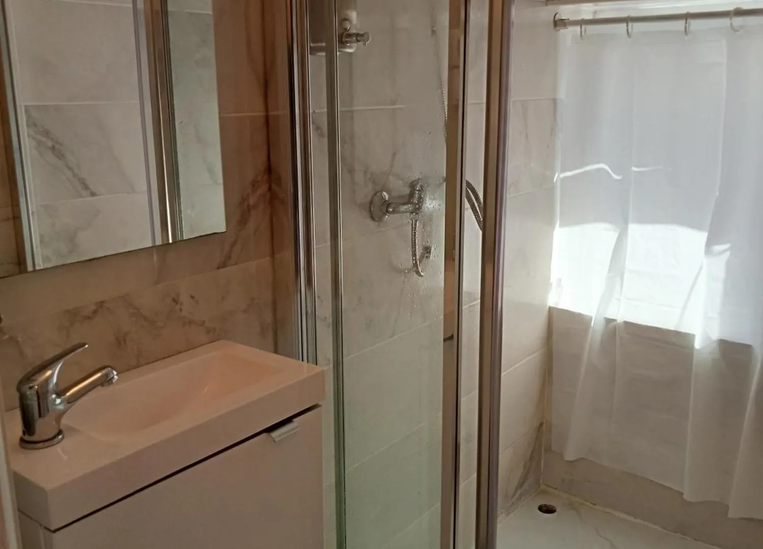 Sylhet Bnb Lisbon Guest house